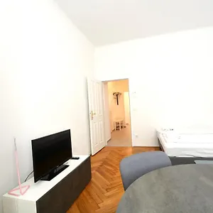 Apartment Universum 4, Wien