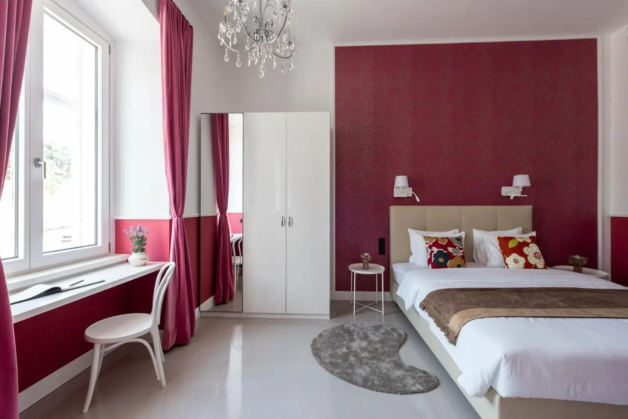 Apartment Prinz Eugen Studio At Belvedere By Hm Vienna